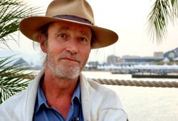 Il regista Rolf de Heer a Cannes per presentare 10 canoe