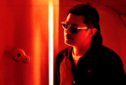 Il regista Wong Kar-wai sul set di 2046