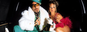 Sacha Baron Cohen e Kelly Bright in Ali G