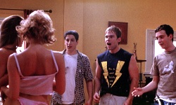 Jason Biggs, Seann William Scott e Thomas Ian Nicholas in una scena di American Pie