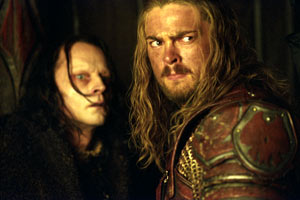 Brad Dourif e Karl Urban