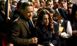 Tom Hanks e Ayelet Zurer in Angeli e Demoni