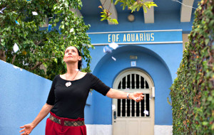 Sonia Braga in una scena di Aquarius