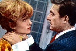 Delphine Seyrig e Michael Lonsdale in Baci rubati