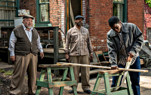 Stephen Henderson, Denzel Washington e Jovan Adepo in Barriere