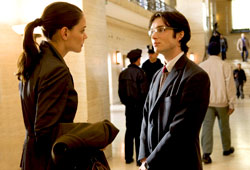 Katie Holmes e Cillian Murphy in Batman Begins