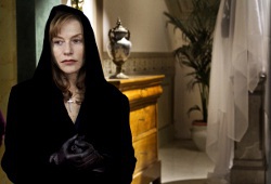 Isabelle Huppert in Bella addormentata