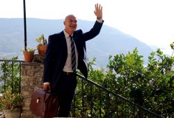 Claudio Bisio in Benvenuti al sud