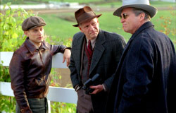 Tobey Maguire, Chris Cooper e Jeff Bridges in Seabiscuit