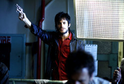 Gael Garcia Bernal in Blindness - Cecità