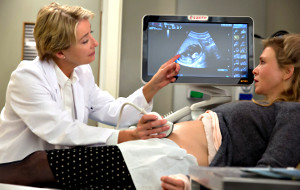 Emma Thompson e Renée Zellweger in Bridget Jones's Baby