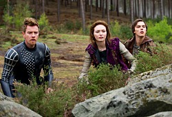 Ewan McGregor, Eleanor Tomlinson e Nicholas Hoult