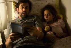 Nanni Moretti e Blu Yoshimi in Caos calmo