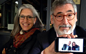 Deborah Landis e John Landis al telefono con Alberto Farina e Chiara Strekelj