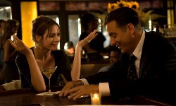 Emily Mortimer e Andy Garcia in City Island