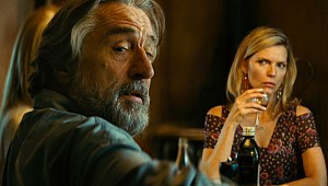 Robert De Niro con Michelle Pfeiffer sullo sfondo