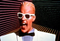 Un'immagine pubblicitaria di Max Headroom