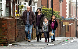 Dave Johns e Hayley Squires in una scena di Io, Daniel Blake