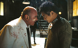 Bob Hoskins e Jet Li