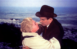 Kim Novak e James Stewart in La donna che visse due volte