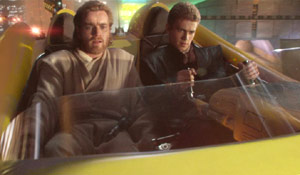 Ewan McGregor e Hayden Christensen in Star Wars - L'attacco dei cloni