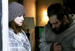 Emmanuelle Seigner e Vincent Gallo in Essential Killing