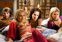 Emma de Caunes, Diane Kruger, Sylvie Léonard e Caroline Néron in L'età barbarica