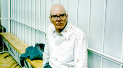 Malcolm McDowell in Evilenko