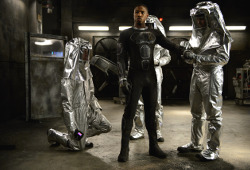 Michael B. Jordan in una scena di Fantastic 4 - I Fantastici 4