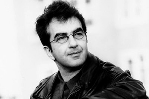 Il regista Atom Egoyan sul set di Il viaggio di Felicia