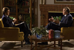 Michael Sheen e Frank Langella in Frost/Nixon