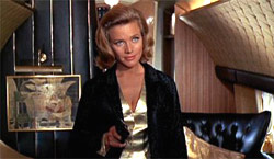 Honor Blackman in Agente 007, missione Goldfinger