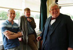 Il regista Nicholas Hytner, lo sceneggiatore Alan Bennett e Richard Griffiths sul set di The History Boys