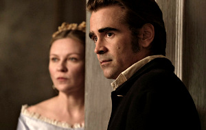 Kirsten Dunst e Colin Farrell in L'inganno