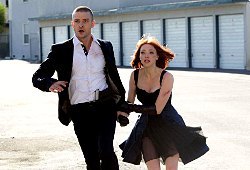 Justin Timberlake e Amanda Seyfried in In Time