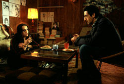 Keira Knightley e Adrien Brody in The Jacket