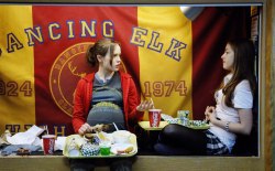 Ellen Page e Olivia Thirlby in Juno