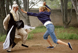 Gordon Liu e Uma Thurman in Kill Bill