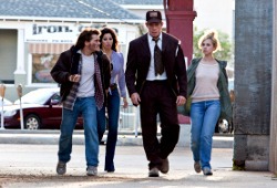 Emile Hirsch, Gina Gershon, Thomas Haden Church e Juno Temple in Killer Joe