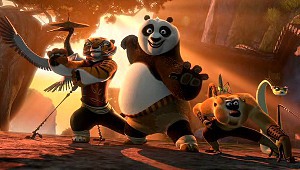 Po e i Cinque Cicloni in una scena di Kung Fu Panda 2