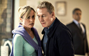 Radha Mitchell e Richard Roxburgh in Looking for Grace