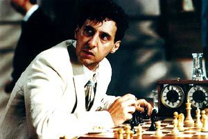 John Turturro in La partita - La difesa di Luzhin