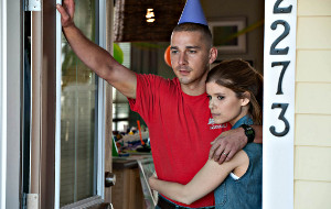 Shia LaBeouf e Kate Mara in Man Down