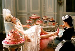 Kirsten Dunst in una scena di Marie Antoinette