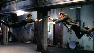Keanu Reeves e Hugo Weaving in Matrix