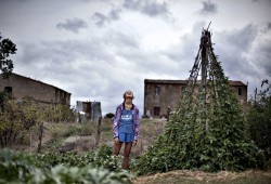 Maria Alexandra Lungu in Le meraviglie