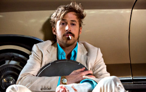 Ryan Gosling in una scena di The Nice Guys