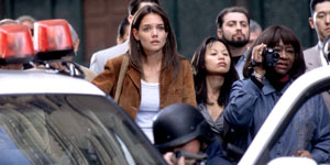 Katie Holmes in una scena di In linea con l'assassino