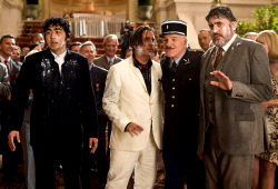 Yuki Matsuzaki, Andy Garcia, Steve Martin e Alfred Molina in La pantera rosa 2