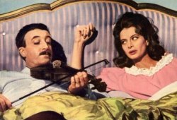 Peter Sellers e Capucine in La pantera rosa